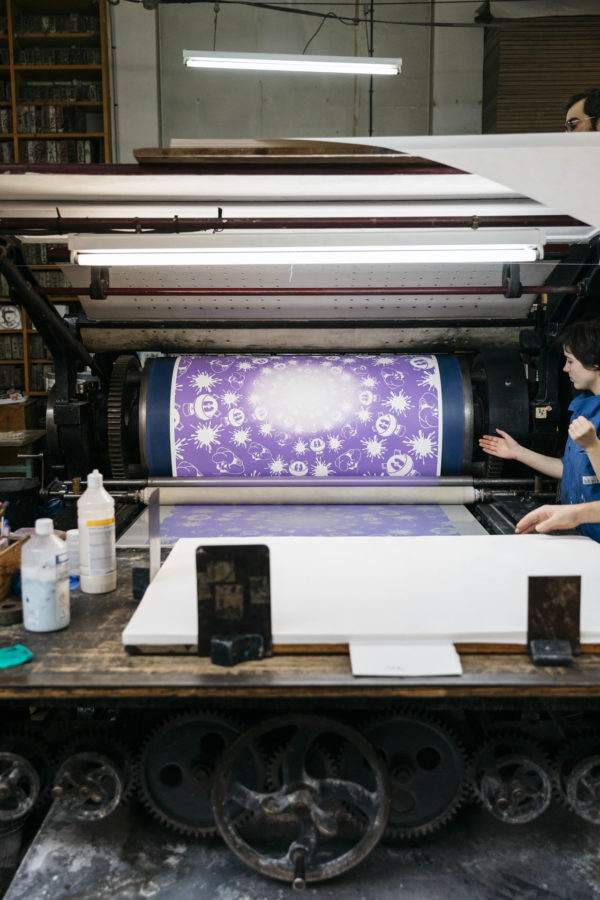 no-stain-no-gain-john-armleder-print-them-all-mamco-geneve-lithograph-purple-white-edition-printing-process-paris
